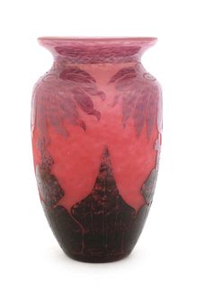 A Le Verre Français cameo glass vase,