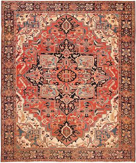 ANTIQUE PERSIAN SERAPI AREA RUG. 12 ft 7 in x 10 ft 2 in (3.84 m x 3.1 m).