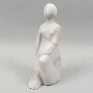 FIRMADO MH. Personaje femenino. Talla en polvo de alabastro. Fechado 86 . 31 cm de altura. Detalles de conservación.