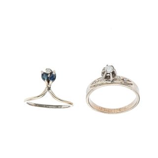 Tres anillos vintage con zafiros y diamantes en plata paladio. 2 zafiros corte marquís. 18 diamantes corte 8 x 8.
