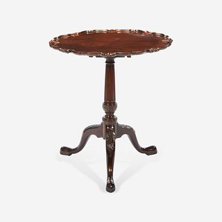 A George III Mahogany Tilt-Top Tea Table with Shaped and Moulded Edge Late 18th century