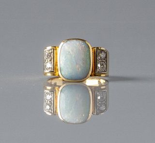 Opal Diamond Doublet 18kt Gold Ring