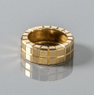 18kt Yellow Gold Ice Cube Ring by Chopard Geneva
