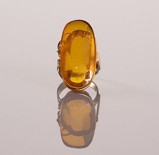 18kt Yellow Gold Amber Ring