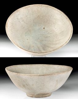 Large Thai Sawankhalok Celadon Pottery Bowl
