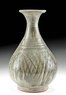 16th C. Thai Sawankhalok Celadon Pottery Jar