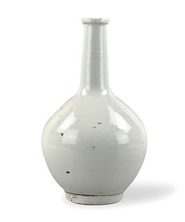 Korean White Glazed Long Neck Vase, Joseon Dynasty