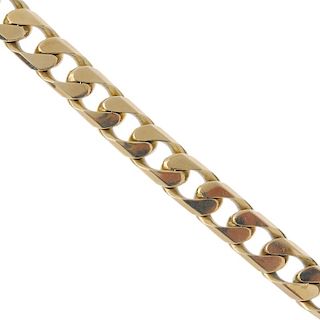 A 9ct gold bracelet. The flat curb-link chain, to the lobster claw claps. Hallmarks for London. Leng