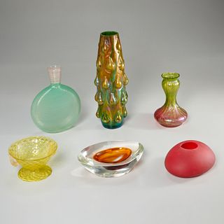 Modernist studio and art glass group