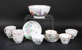 Chinese Export Porcelain Teacups and Saucers