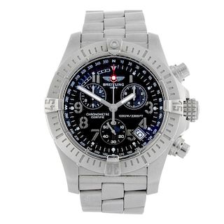 BREITLING - a gentleman's Aeromarine Avenger Sea Wolf chronograph bracelet watch. Circa 2008. Stainl