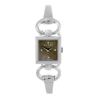 GUCCI - a lady's 120 bracelet watch. Stainless steel case. Numbered 12575853. Unsigned quartz moveme