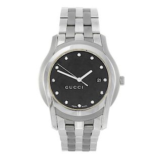 GUCCI - a gentleman's 5500XL bracelet watch. Stainless steel case. Numbered 12081715. Signed quartz