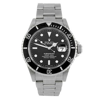 ROLEX - a gentleman's Oyster Perpetual Date Submariner bracelet watch. Circa 2003. Stainless steel c