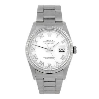 ROLEX - a gentleman's Oyster Perpetual Datejust bracelet watch. Circa 2002. Stainless steel case wit