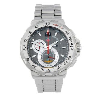 TAG HEUER - a gentleman's Indy 500 chronograph bracelet watch. Stainless steel case with calibrated