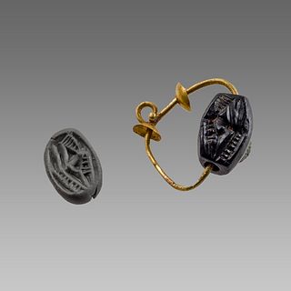 Ancient Roman Gold Pendant with Seal c.2nd-4th century AD.