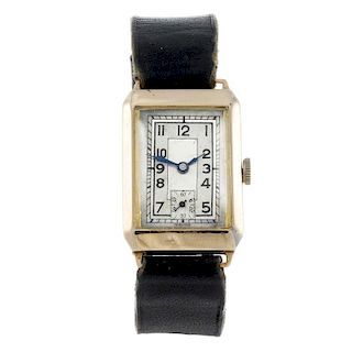 A gentleman's wrist watch. 9ct rose gold case, hallmarked Edinburgh 1939. Numbered 2166. Unsigned ma