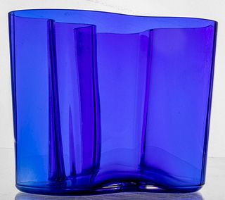 Alvar Aalto Modern Blue Glass Freeform Savoy Vase