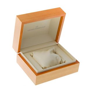 GIRARD-PERREGAUX - a complete watch box. <br><br>Inner box displays moderate wear to the lining. It