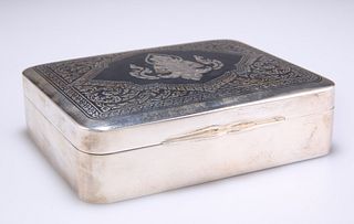 AN EARLY 20TH CENTURY THAI SILVER CIGARETTE BOX, rounded re