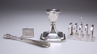A GROUP OF FOUR ASSORTED SILVER PIECES, comprising AN ELIZA