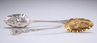 A PAIR OF GEORGE IV SILVER TABLESPOONS, by William Chawner,