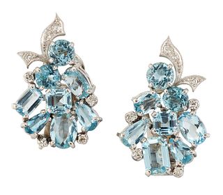 A PAIR OF AQUAMARINE AND DIAMOND CLIP EARRINGS, each with v