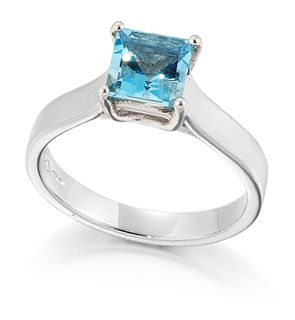 AN 18CT WHITE GOLD SOLITAIRE AQUAMARINE RING, a square-cut 