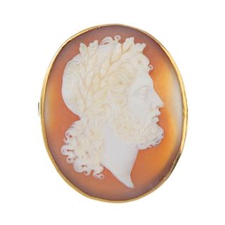A cameo brooch. Depicting a bearded man in profile, to the plain border. Length 3.4cms. Weight 9.2gm