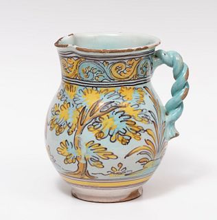 Small ball jar, Emerald series; Talavera or bridge of the Archbishop, eighteenth century.
Glazed ceramic.
