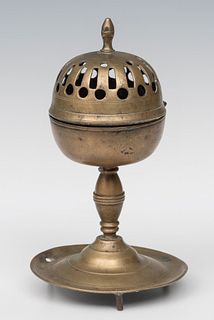 Censer; Spain, XVII century.
Gilded bronze.