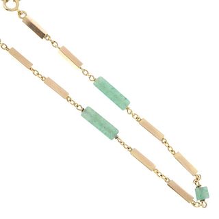 An aventurine quartz necklace. Designed as a series of rectangular and square-shape aventurine quart