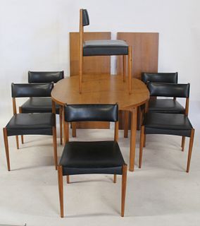 Midcentury Dining Table, Chairs & Leaves.