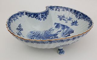 Chinese Export Porcelain Blue Footed Barber's Basin, 18th Century