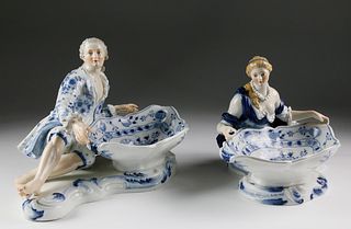 Pair of Meissen Porcelain Blue Onion Pattern Figural Sweetmeat Dishes, late 19th Century