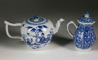 Chinese Export Porcelain Teapot with Cover and Muffineer, circa 1750