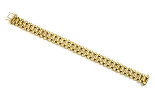A gentlemen's 18ct gold 'President' style bracelet,