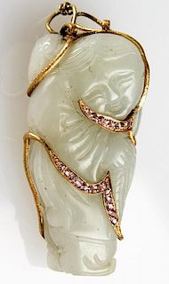 A Chinese Jade Pendant w/Gold & Pink Sapphire, Qing Dynasty (1644-1911)