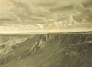 Gerstmann, Robert Isla del Sol und Al bordo del altiplano. 2 OPhotographien. Vintages. Platinabzüge. Um 1930. Format ca. 13,8 x 19,5 u. 17,5 x 24,5 cm
