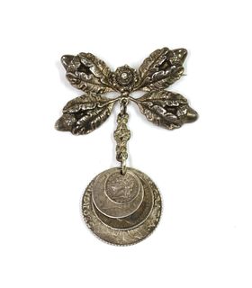 A Continental silver brooch,