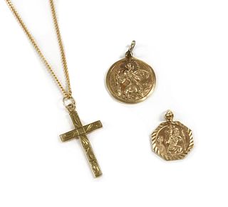 A 9ct gold engraved cross pendant,