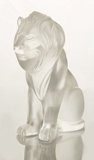 DESIGNED BY MARIE-CLAUDE LALIQUE CIRCA 1987 A LALIQUE 'BAMARA LION' 