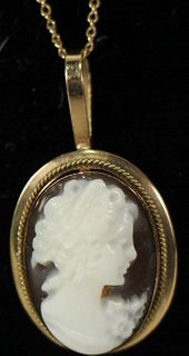 14KT YELLOW-GOLD CARVED CAMEO NECKLACE