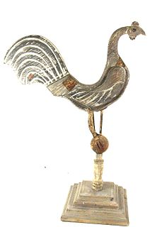 PAINTED METAL ROOSTER IN THE FORM OF WEATHER VANE