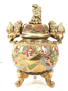19th CENTURY SATSUMA  ASIAN FOOTED TEMPLE JAR