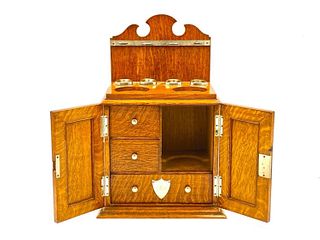 Edwardian Gentleman's Oak Dresser Box