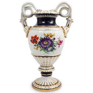 Meissen Serpentine Porcelain Urn