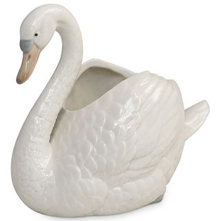 Nao by Lladro Porcelain Swan Vase