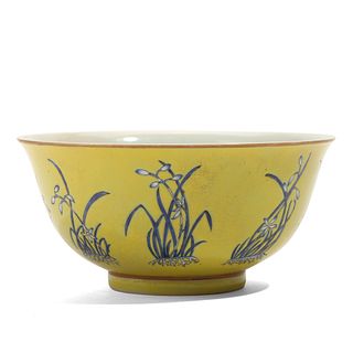 A YELLOW-GROUND FAMILLE-ROSE 'FLOWERS' BOWL